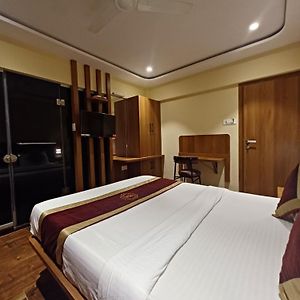 Hotel Ratna Mahal